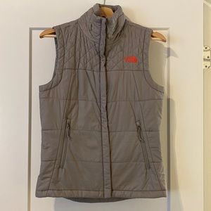 NorthFace Puffy Vest - Size S